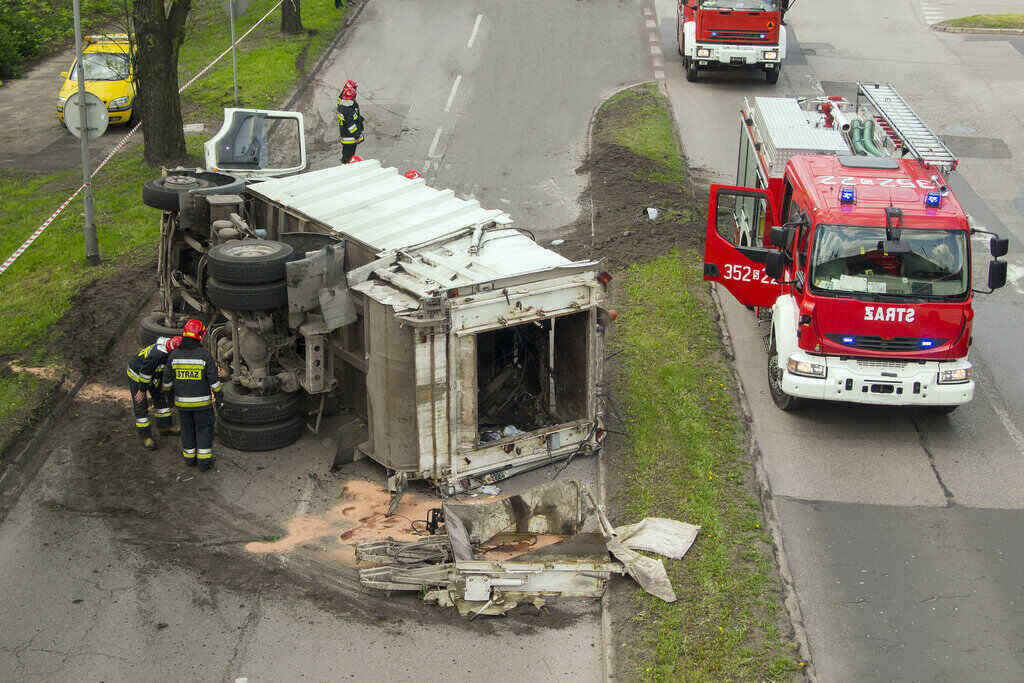 Lexington Garbage Truck Accident Lawyer Collins, Yeast & Salyer